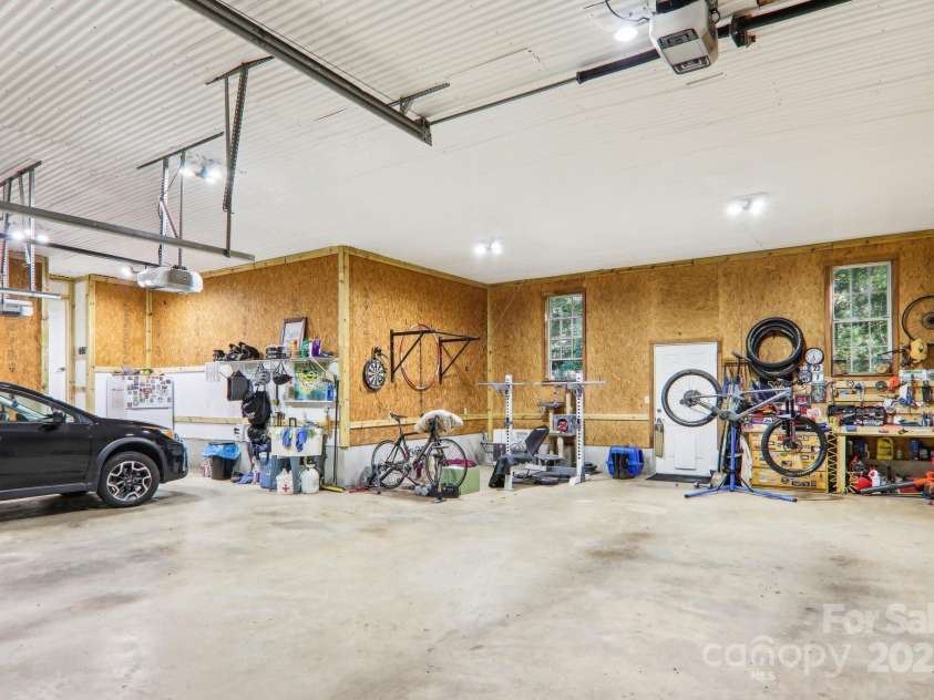 123 Brandymill Loop, Etowah, NC 28729.  MLS# CAR4264778, YatesRealty ID 7437. 