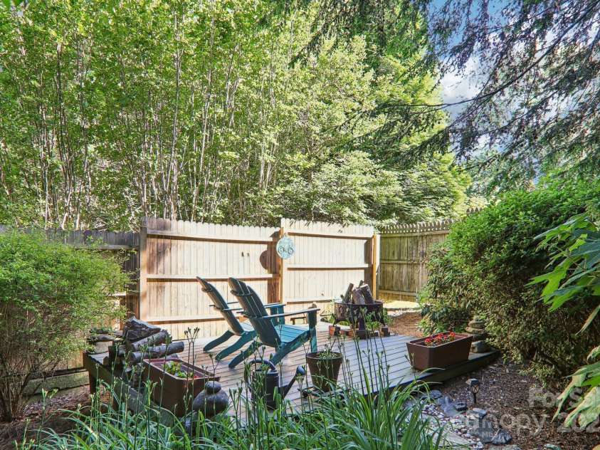 123 Brandymill Loop, Etowah, NC 28729.  MLS# CAR4264778, YatesRealty ID 7437. 