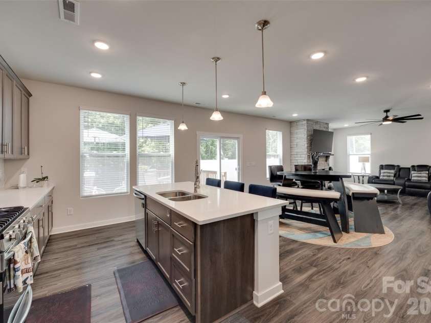 1195 Cavalier Lane, Rock Hill, SC 29730.  MLS# CAR4267397, YatesRealty ID 7438. 