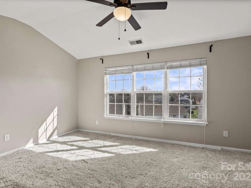 9724 Walkers Glen Drive, Concord, NC 28027.  MLS# CAR4224602, YatesRealty ID 7438. 