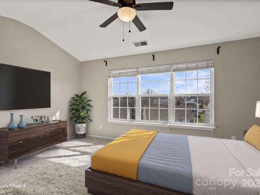 9724 Walkers Glen Drive, Concord, NC 28027.  MLS# CAR4224602, YatesRealty ID 7438. 