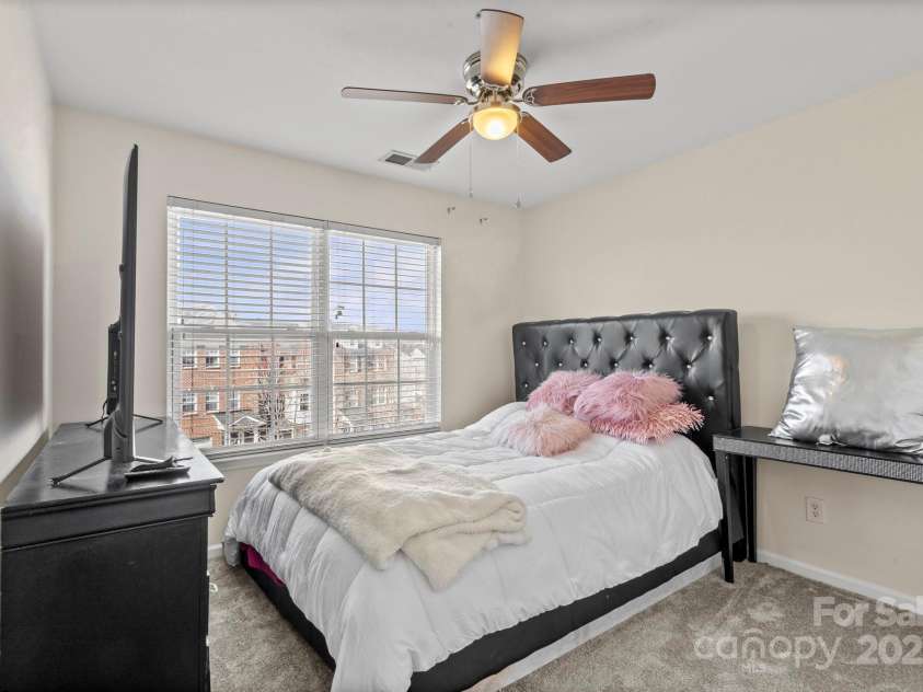 9724 Walkers Glen Drive, Concord, NC 28027.  MLS# CAR4224602, YatesRealty ID 7438. 