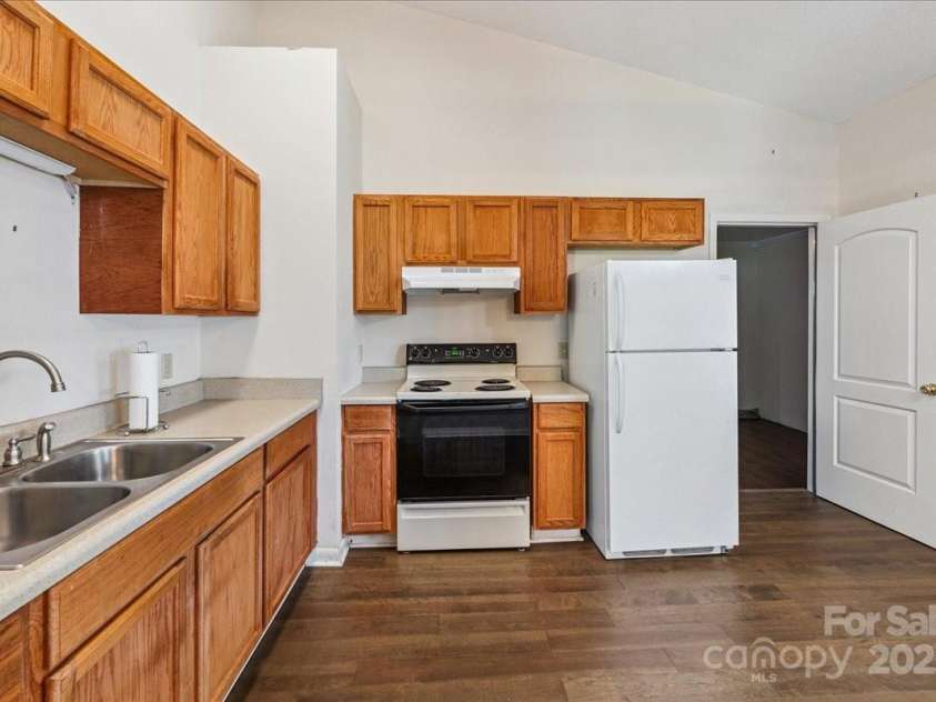 248 Flowerwood Drive, Hopkins, SC 29061.  MLS# CAR4316912, YatesRealty ID 744. 