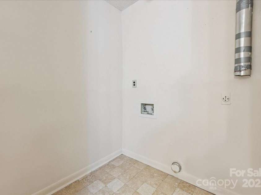 248 Flowerwood Drive, Hopkins, SC 29061.  MLS# CAR4316912, YatesRealty ID 744. 