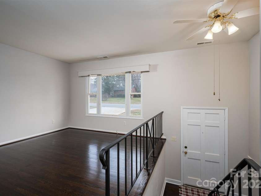 1501 Fern Forest Drive, Gastonia, NC 28054.  MLS# CAR4222511, YatesRealty ID 7440. 