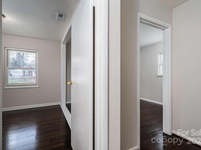 1501 Fern Forest Drive, Gastonia, NC 28054.  MLS# CAR4222511, YatesRealty ID 7440. 