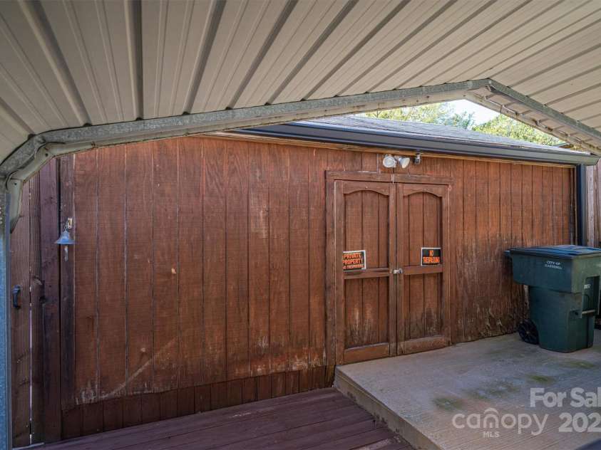 1501 Fern Forest Drive, Gastonia, NC 28054.  MLS# CAR4222511, YatesRealty ID 7440. 