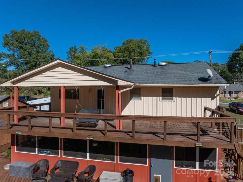 1501 Fern Forest Drive, Gastonia, NC 28054.  MLS# CAR4222511, YatesRealty ID 7440. 