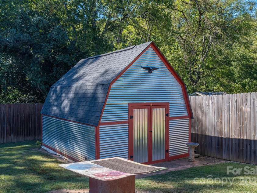 1501 Fern Forest Drive, Gastonia, NC 28054.  MLS# CAR4222511, YatesRealty ID 7440. Storage building/shed