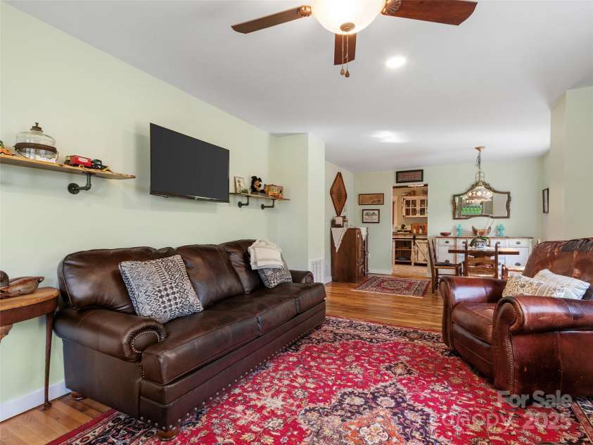 407 Terrell Drive, Bakersville, NC 28705.  MLS# CAR4304322, YatesRealty ID 7442. 