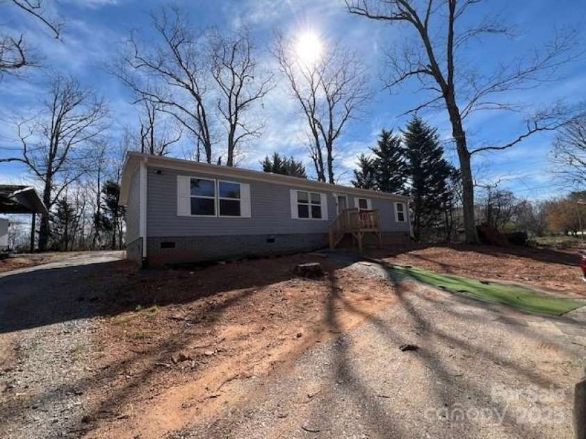 3903 Dysartsville Road, Morganton, NC 28655.  MLS# CAR4249165, YatesRealty ID 7443. 
