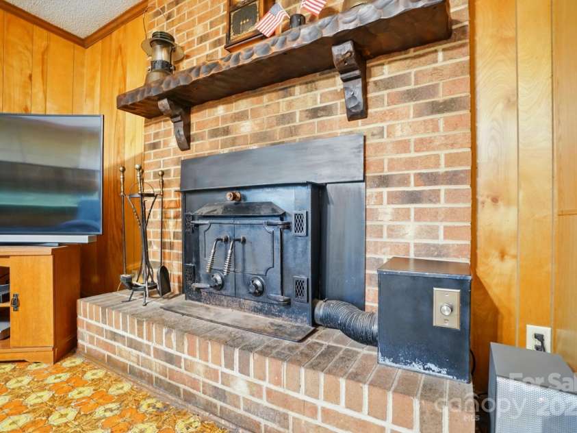 422 Sherrill Farm Road, Lincolnton, NC 28092.  MLS# CAR4242917, YatesRealty ID 7443. 