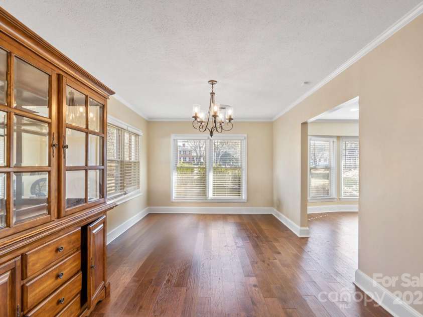 220 Augusta Drive, Statesville, NC 28625.  MLS# CAR4274389, YatesRealty ID 7446. 