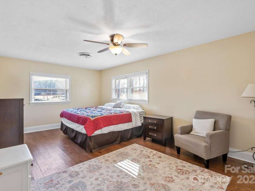 220 Augusta Drive, Statesville, NC 28625.  MLS# CAR4274389, YatesRealty ID 7446. 