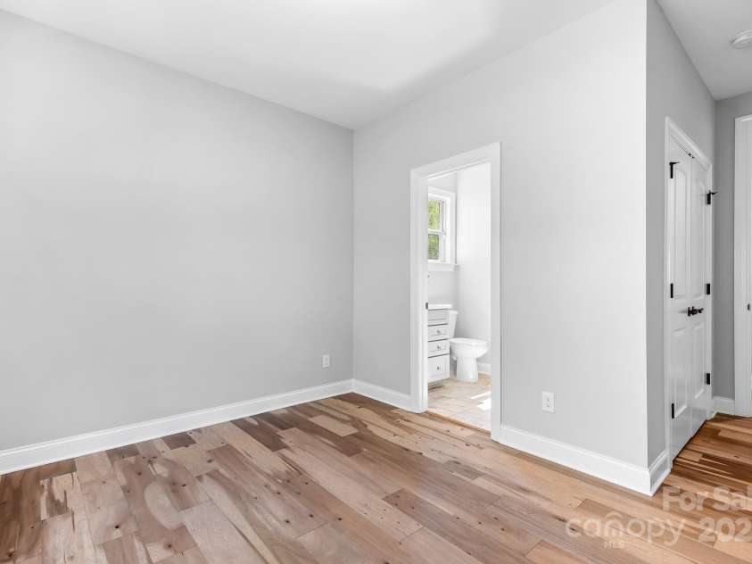 152 Broadleaf Drive, Denver, NC 28037.  MLS# CAR4233041, YatesRealty ID 7447. 