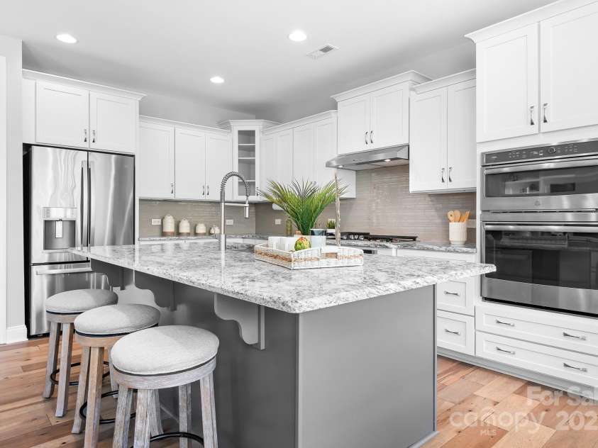 152 Broadleaf Drive, Denver, NC 28037.  MLS# CAR4233041, YatesRealty ID 7447. 