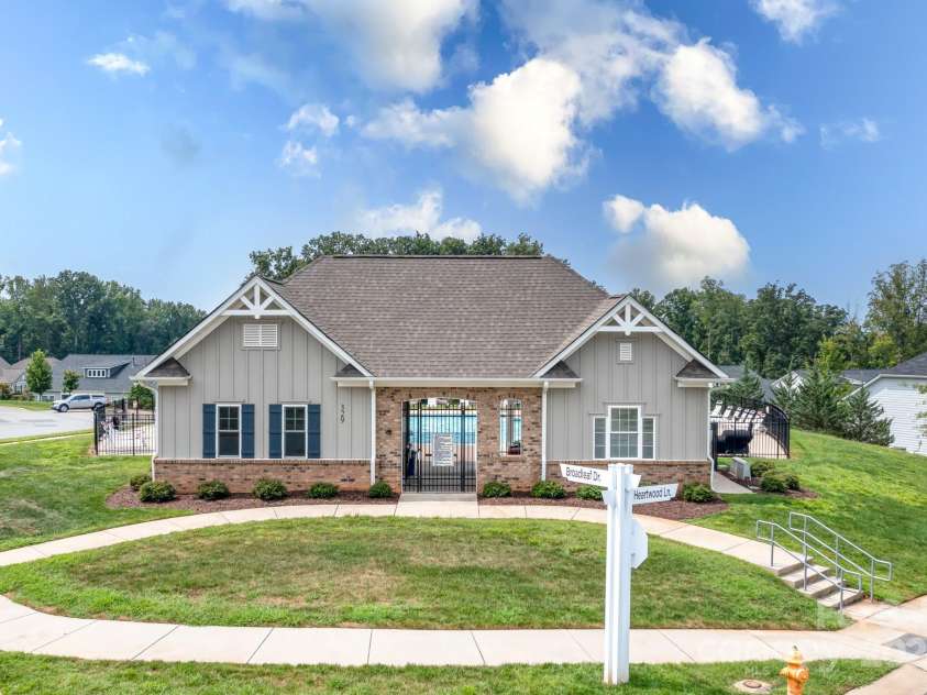 152 Broadleaf Drive, Denver, NC 28037.  MLS# CAR4233041, YatesRealty ID 7447. 