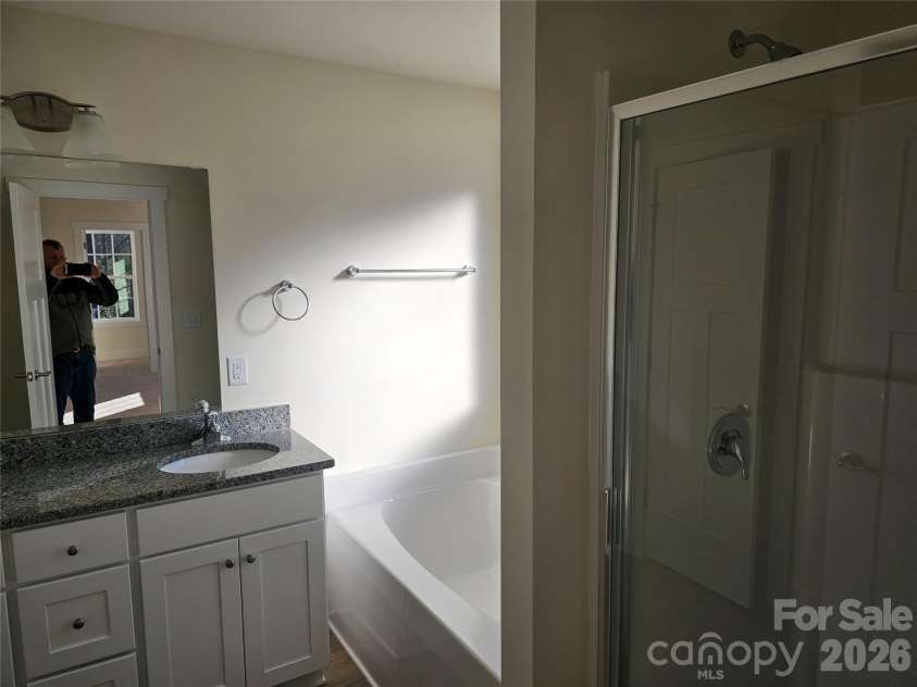 109 Crew Lane, Black Mountain, NC 28711.  MLS# CAR4328209, YatesRealty ID 7448. 