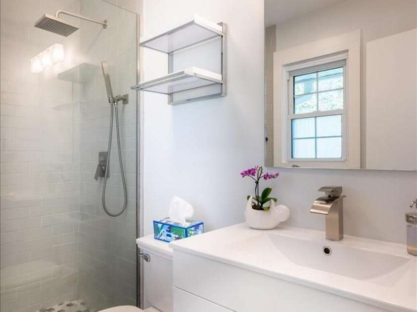 37 Far Hills Terrace, Brevard, NC 28712.  MLS# CAR4231717, YatesRealty ID 7449. 