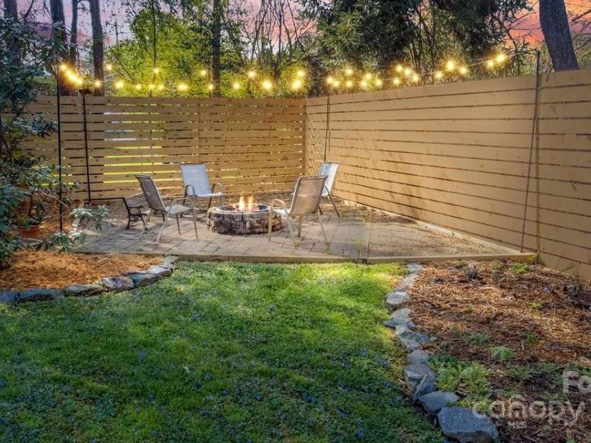 37 Far Hills Terrace, Brevard, NC 28712.  MLS# CAR4231717, YatesRealty ID 7449. 