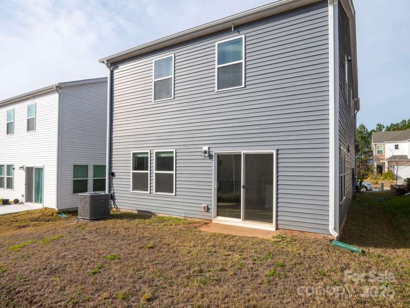 527 Palmarosa Street, Fort Mill, SC 29715.  MLS# CAR4320377, YatesRealty ID 745. 