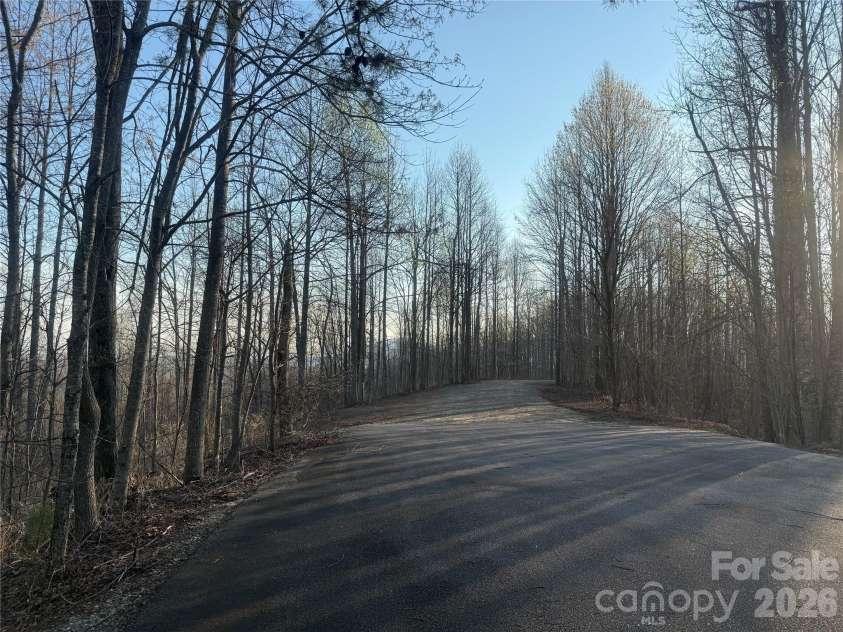 476 Double Eagle Drive, Nebo, NC 28761.  MLS# CAR4360435, YatesRealty ID 7450. 