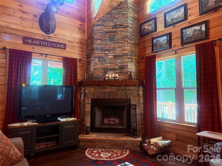 476 Double Eagle Drive, Nebo, NC 28761.  MLS# CAR4360435, YatesRealty ID 7450. 
