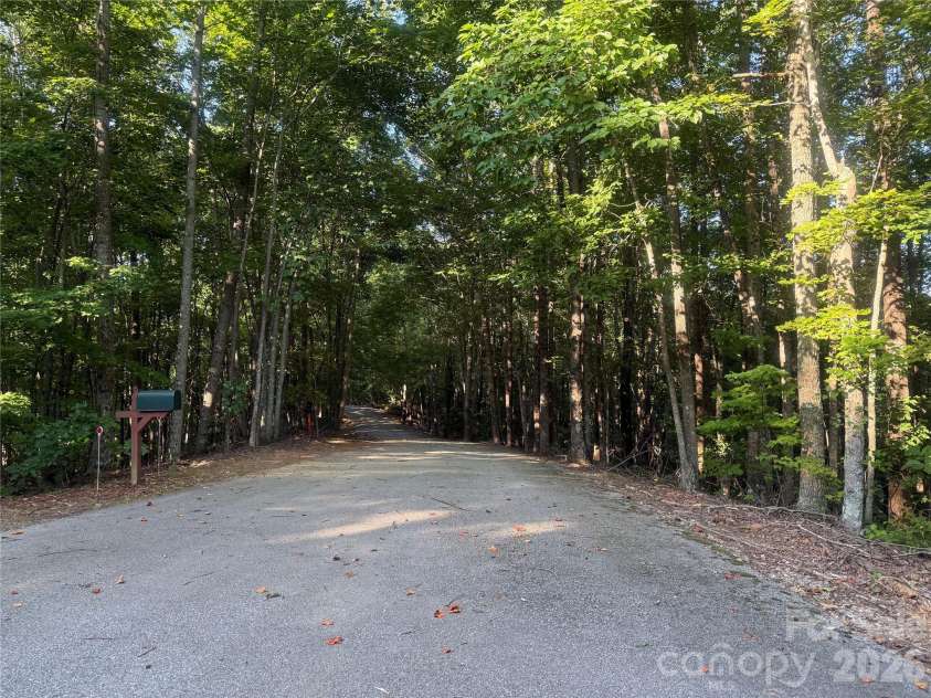 476 Double Eagle Drive, Nebo, NC 28761.  MLS# CAR4360435, YatesRealty ID 7450. 