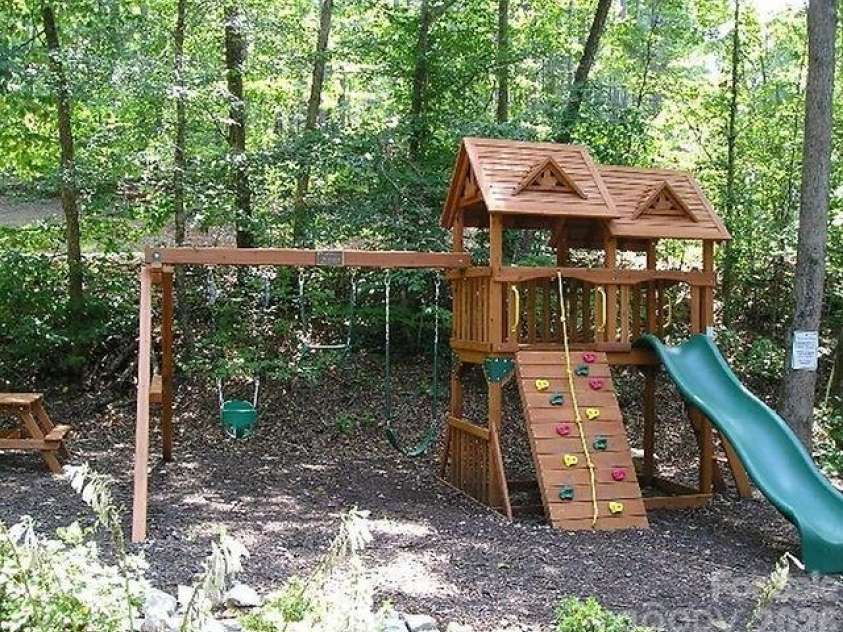 476 Double Eagle Drive, Nebo, NC 28761.  MLS# CAR4360435, YatesRealty ID 7450. Playground