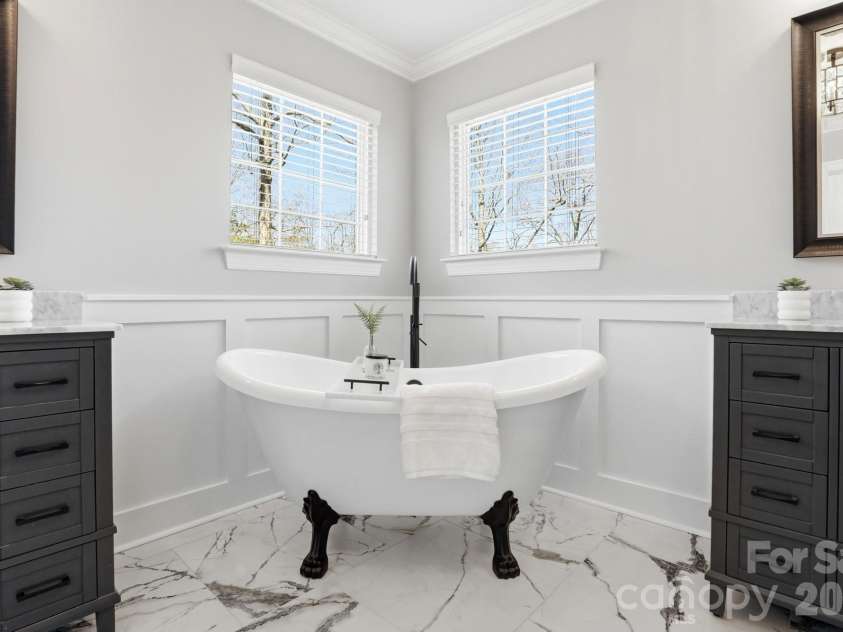 1909 Abbotts Creek Road, Waxhaw, NC 28173.  MLS# CAR4355511, YatesRealty ID 7451. 