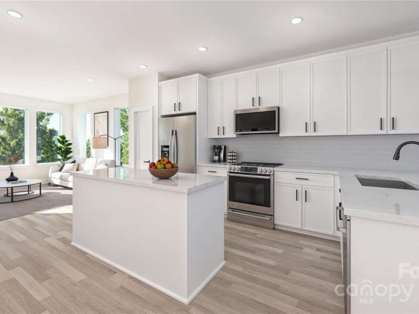 233 Cherokee Rose Lane, Charlotte, NC 28217.  MLS# CAR4249687, YatesRealty ID 7451. 