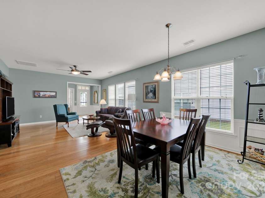 16307 Raven Crest Drive, Fort Mill, SC 29707.  MLS# CAR4297378, YatesRealty ID 7452. 