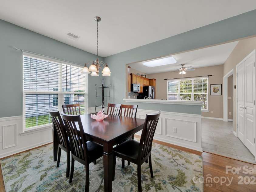 16307 Raven Crest Drive, Fort Mill, SC 29707.  MLS# CAR4297378, YatesRealty ID 7452. 