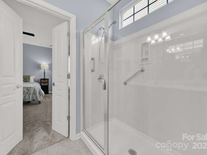 16307 Raven Crest Drive, Fort Mill, SC 29707.  MLS# CAR4297378, YatesRealty ID 7452. 
