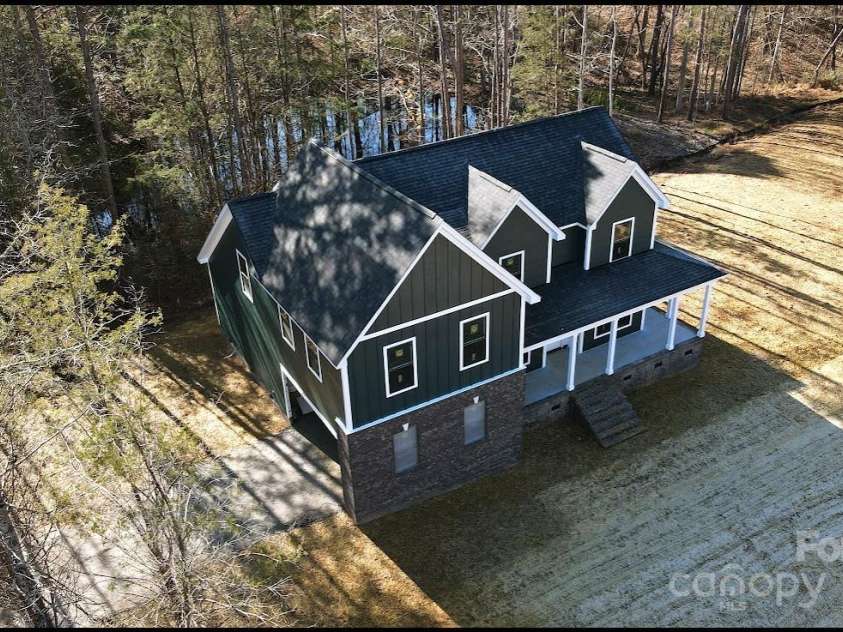 357 Triple Ponds Court, Clover, SC 29710.  MLS# CAR4204034, YatesRealty ID 7453. 