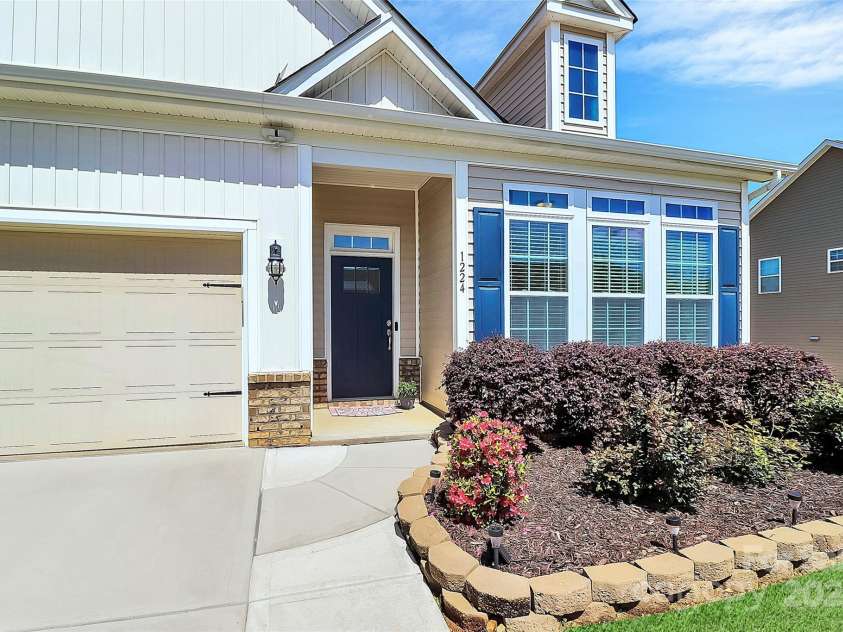 1224 Horsesugar Road, Clover, SC 29710.  MLS# CAR4242055, YatesRealty ID 7454. 