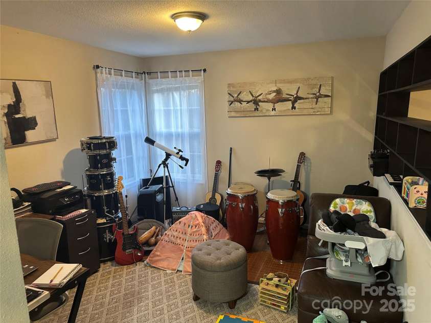 10202 Orchard Grass Court, Charlotte, NC 28278.  MLS# CAR4246172, YatesRealty ID 7457. 