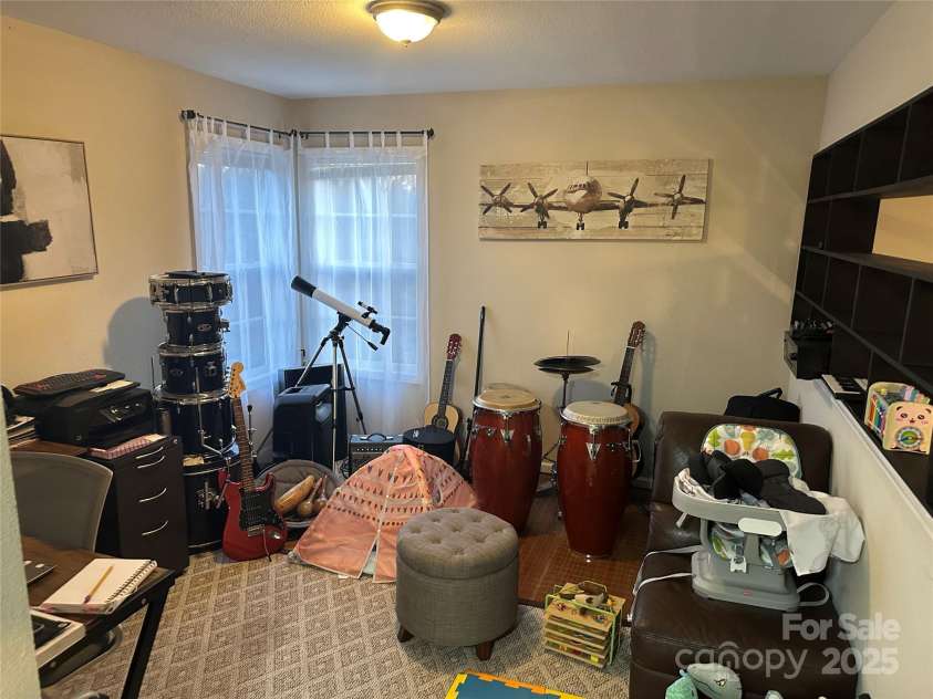 10202 Orchard Grass Court, Charlotte, NC 28278.  MLS# CAR4246172, YatesRealty ID 7457. 