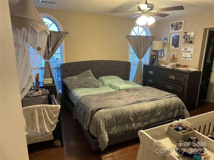 10202 Orchard Grass Court, Charlotte, NC 28278.  MLS# CAR4246172, YatesRealty ID 7457. 