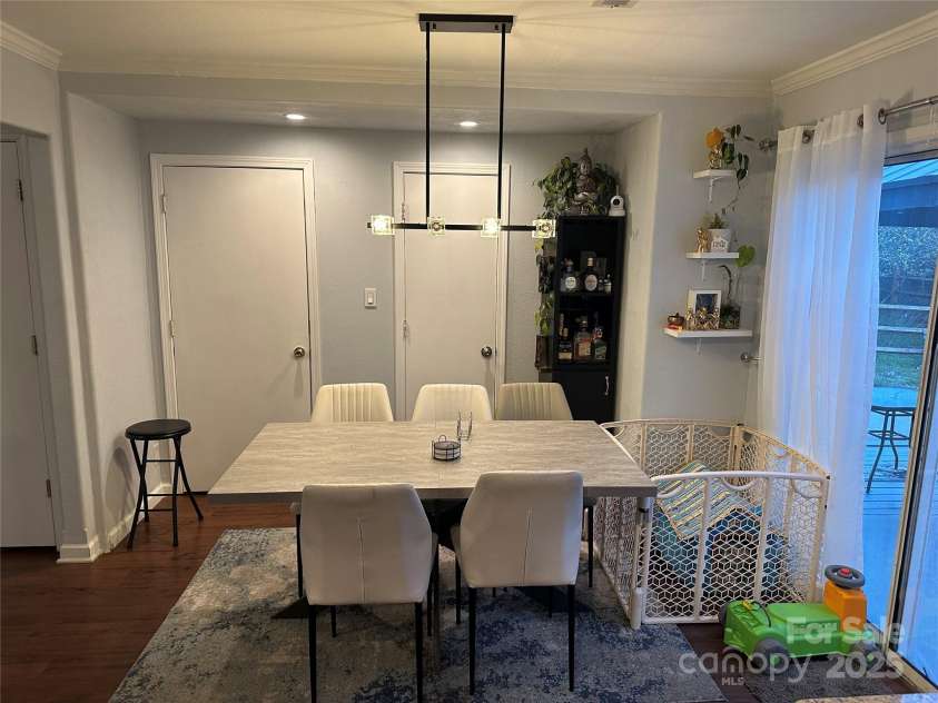 10202 Orchard Grass Court, Charlotte, NC 28278.  MLS# CAR4246172, YatesRealty ID 7457. 