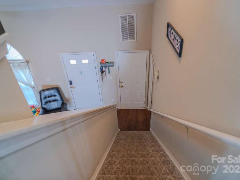 10202 Orchard Grass Court, Charlotte, NC 28278.  MLS# CAR4246172, YatesRealty ID 7457. 