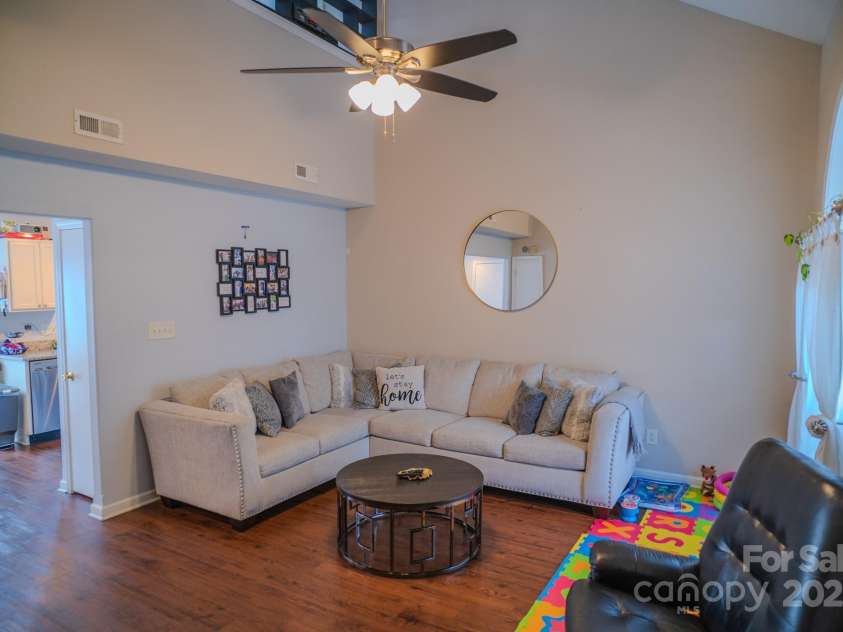 10202 Orchard Grass Court, Charlotte, NC 28278.  MLS# CAR4246172, YatesRealty ID 7457. 