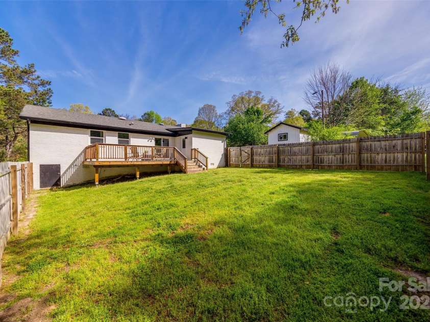 1849 Harris Road, Fort Mill, SC 29708.  MLS# CAR4241531, YatesRealty ID 7458. 