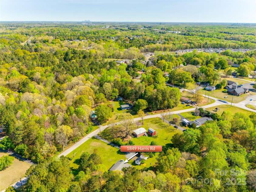 1849 Harris Road, Fort Mill, SC 29708.  MLS# CAR4241531, YatesRealty ID 7458. 