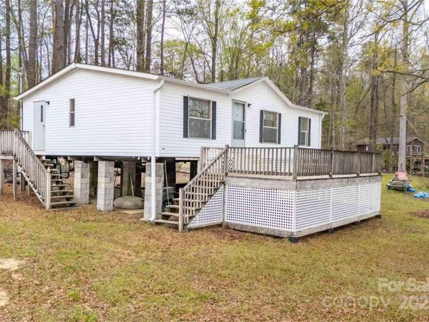 2342 Beaver Creek Road, Camden, SC 29020.  MLS# CAR4244938, YatesRealty ID 7458. 