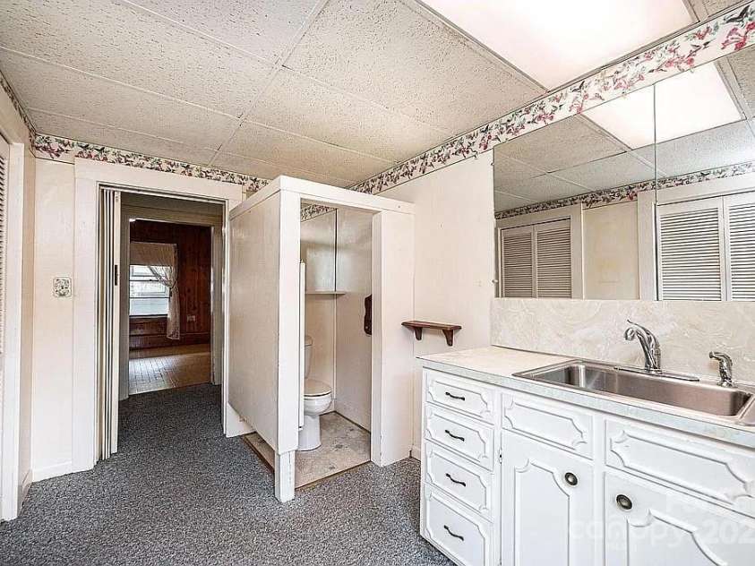 335 Harmon Street, Forest City, NC 28043.  MLS# CAR4321735, YatesRealty ID 746. 