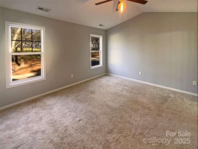 257 Doughton Lane, Charlotte, NC 28217.  MLS# CAR4220233, YatesRealty ID 7460. 