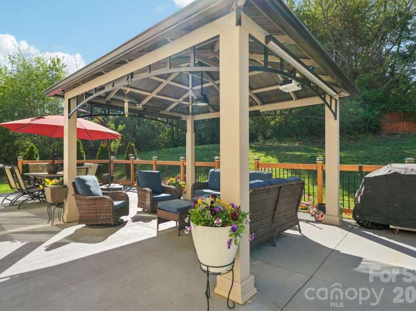 13317 Emerald Branch Lane, Charlotte, NC 28273.  MLS# CAR4360155, YatesRealty ID 7461. 