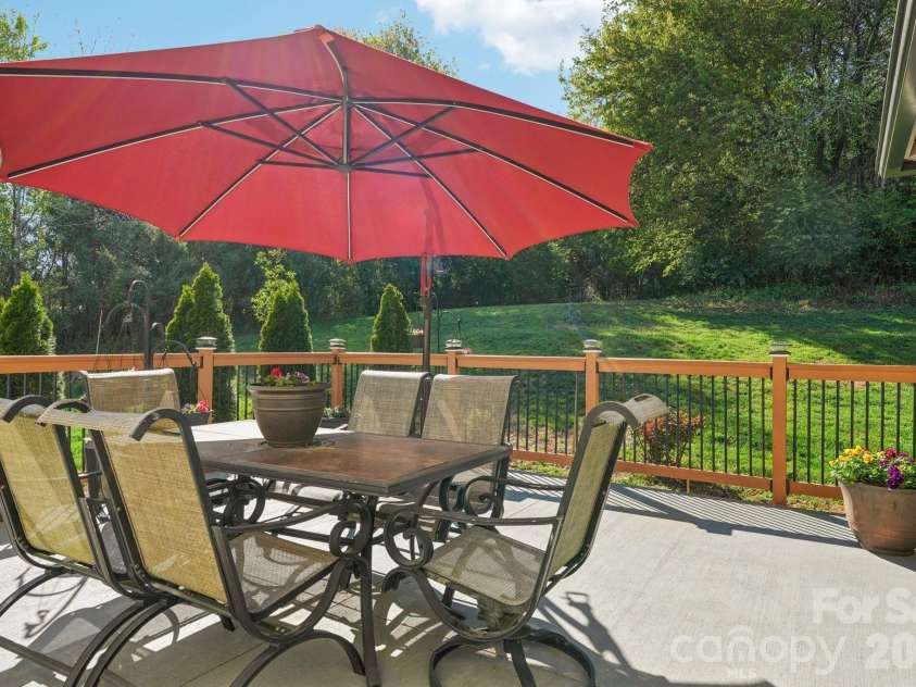 13317 Emerald Branch Lane, Charlotte, NC 28273.  MLS# CAR4360155, YatesRealty ID 7461. 