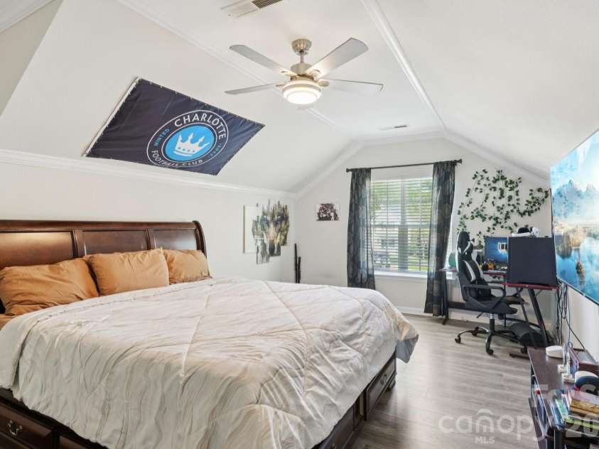 13317 Emerald Branch Lane, Charlotte, NC 28273.  MLS# CAR4360155, YatesRealty ID 7461. 
